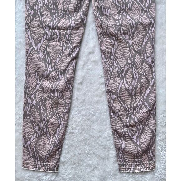 NWT J Brand Alana High Rise Crop Raw Hem Skinny Jean in Adder Pink - Picture 14 of 16